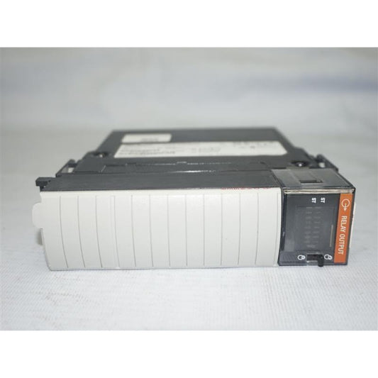 Allen Bradley 1756-OW16I SER A ControlLogix 16 Pt Digital Relay Module Original Packaging Module in Stock