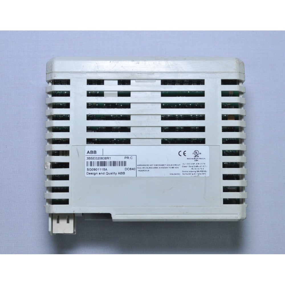 ABB DO840 digital output module original new and good service