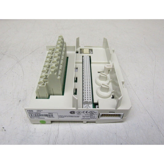 ABB 3BSE013235R1 TU831V1 Module Termination Unit new and original