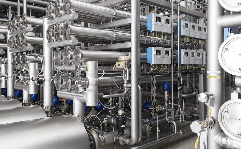 Momenta Leads Investment in AICA to Advance AI-Driven Industrial Automation