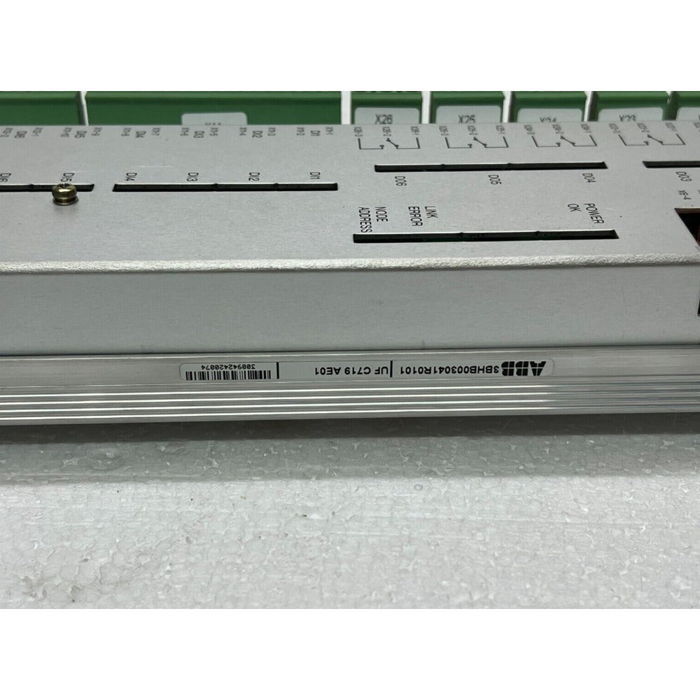 ABB 3BHB000272R0101 3BHB003041R0101 UFC719AE101 IOEC I/O Interface good service and original